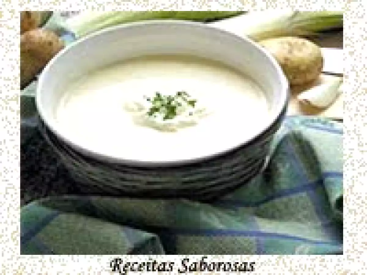 Sopa Cremosa de Batata e Alho-Poró