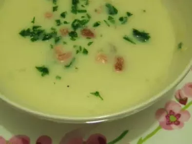 Sopa cremosa de couve-flor