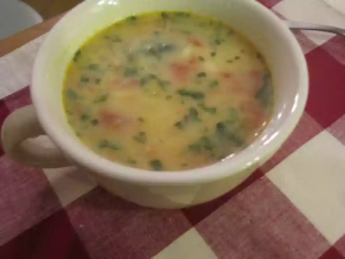 Sopa cremosa de mandioca