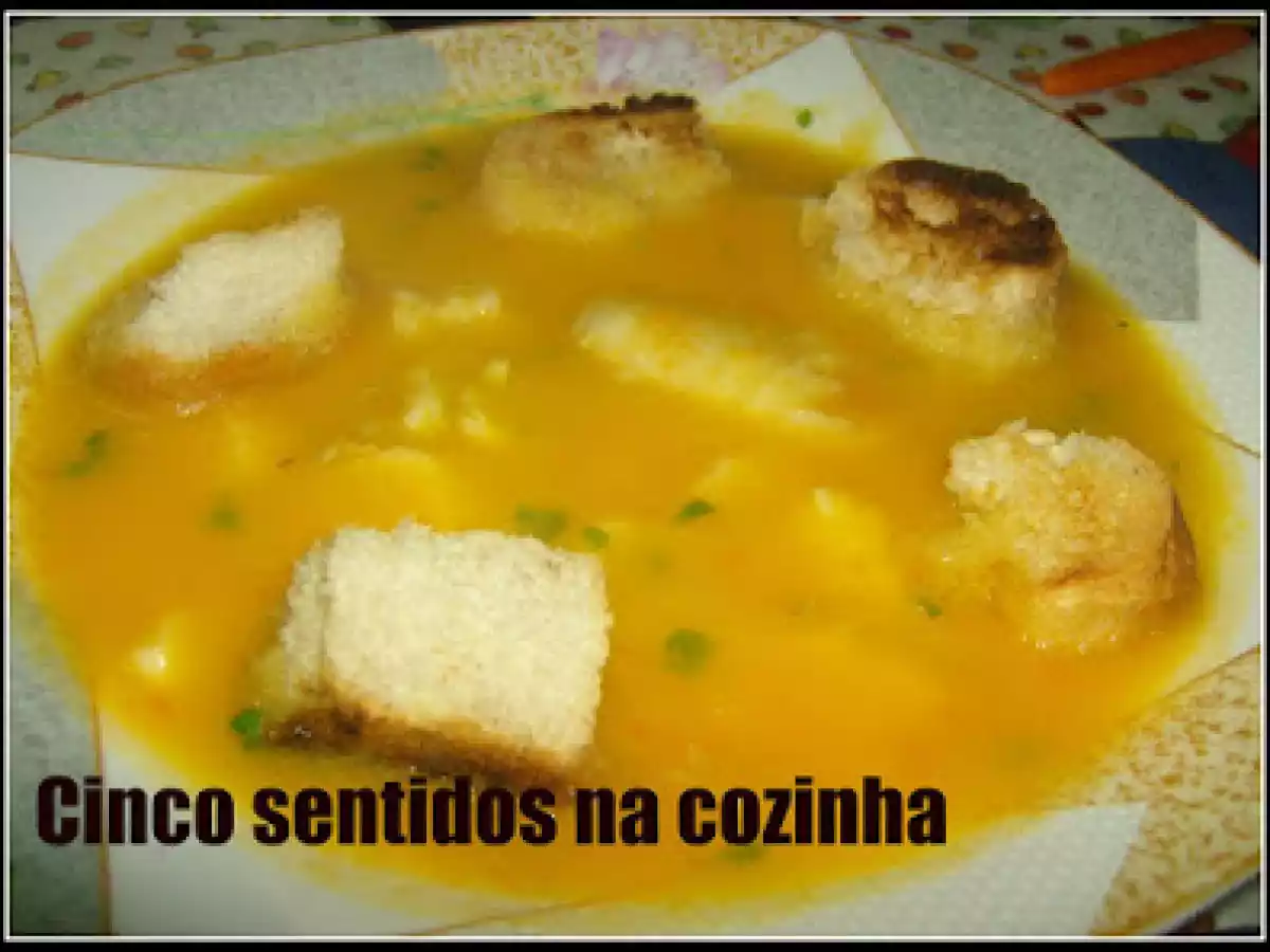 Sopa cremosa de peixe