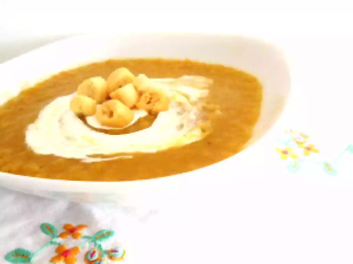 Sopa de Abóbora e Batata Doce Assadas com Lentilhas