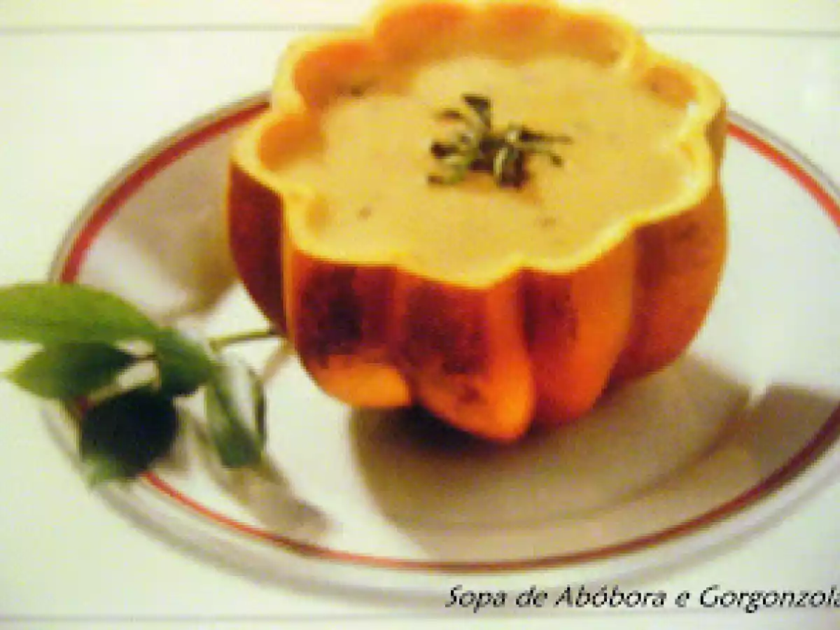 Sopa de Abóbora e Gorgonzola