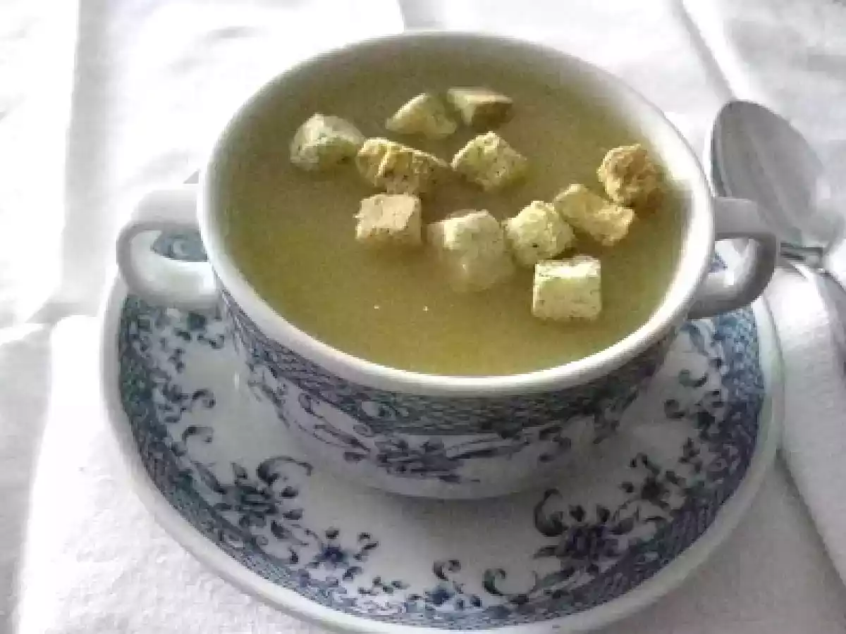 SOPA DE ALHO FRANCÊS com outros legumes
