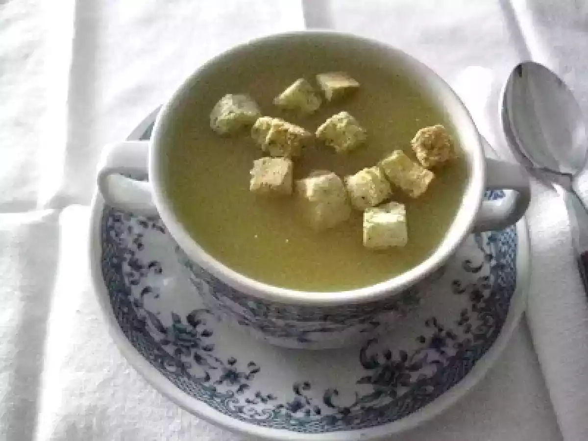 SOPA DE ALHO FRANCÊS com outros legumes - foto 2