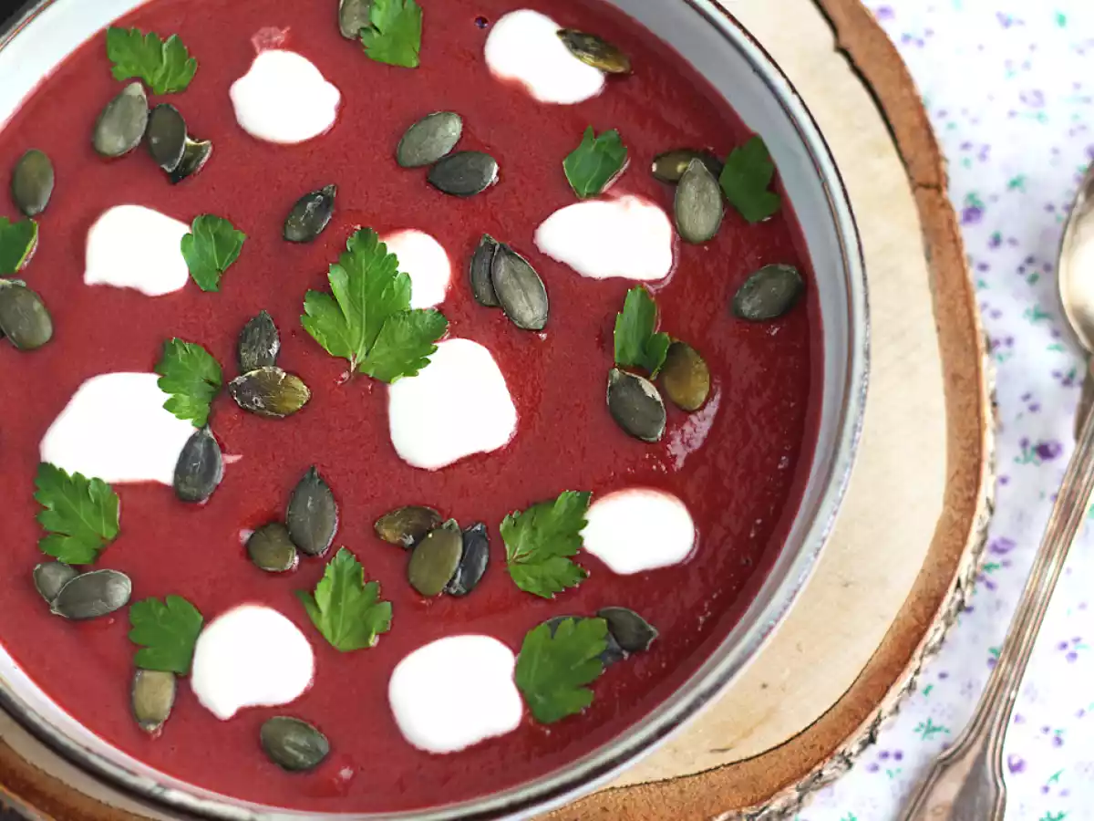 Sopa de beterraba (colorida e saudável) - foto 2