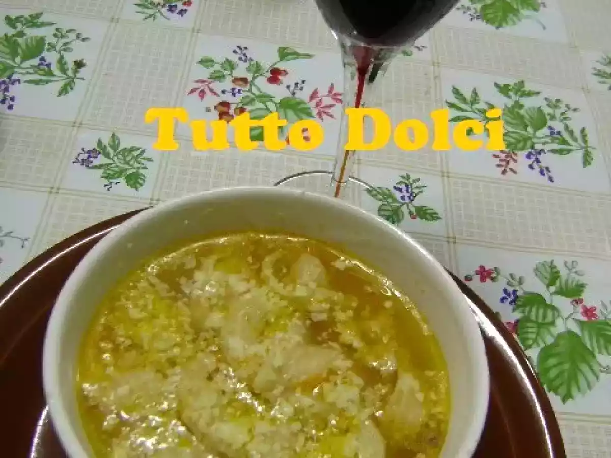 SOPA DE CAPELLETI DE QUATRO QUEIJOS
