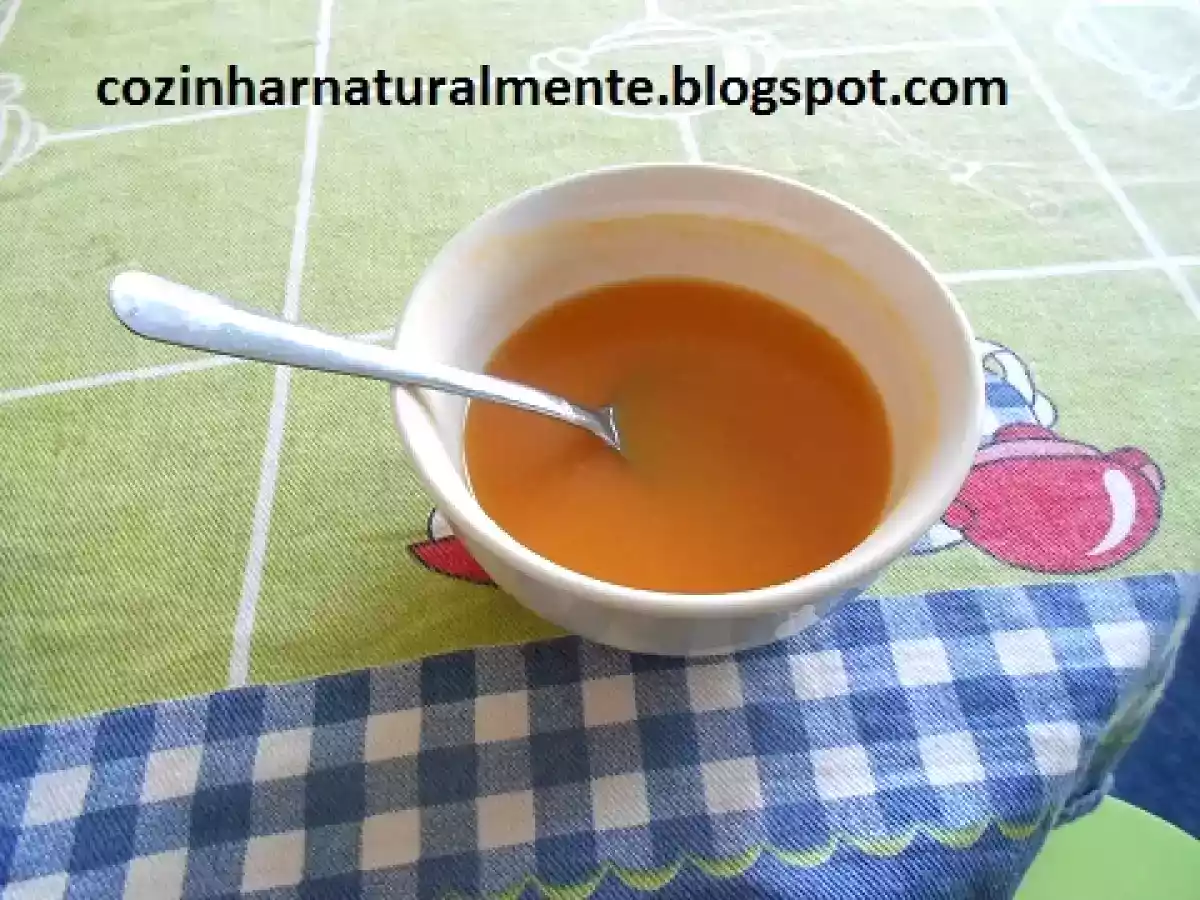 Sopa de cenoura e gengibre