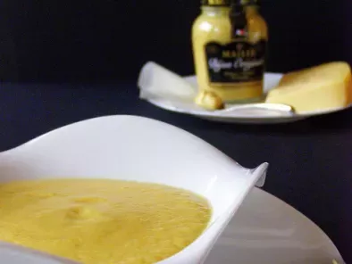 Sopa de couve-flor e queijo