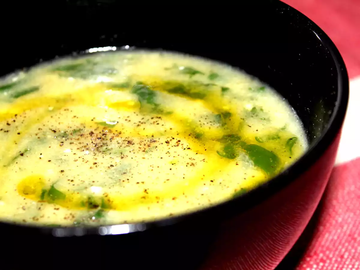 Sopa de Espinafre com Polenta