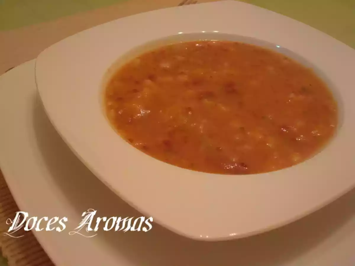 Sopa de Feijão e Couve Lombarda