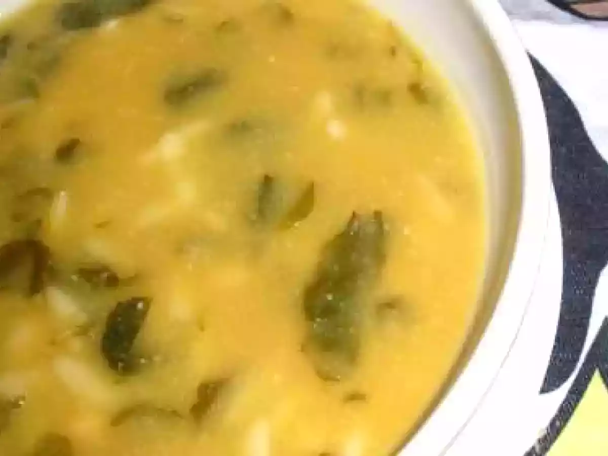Sopa de grão com agriões