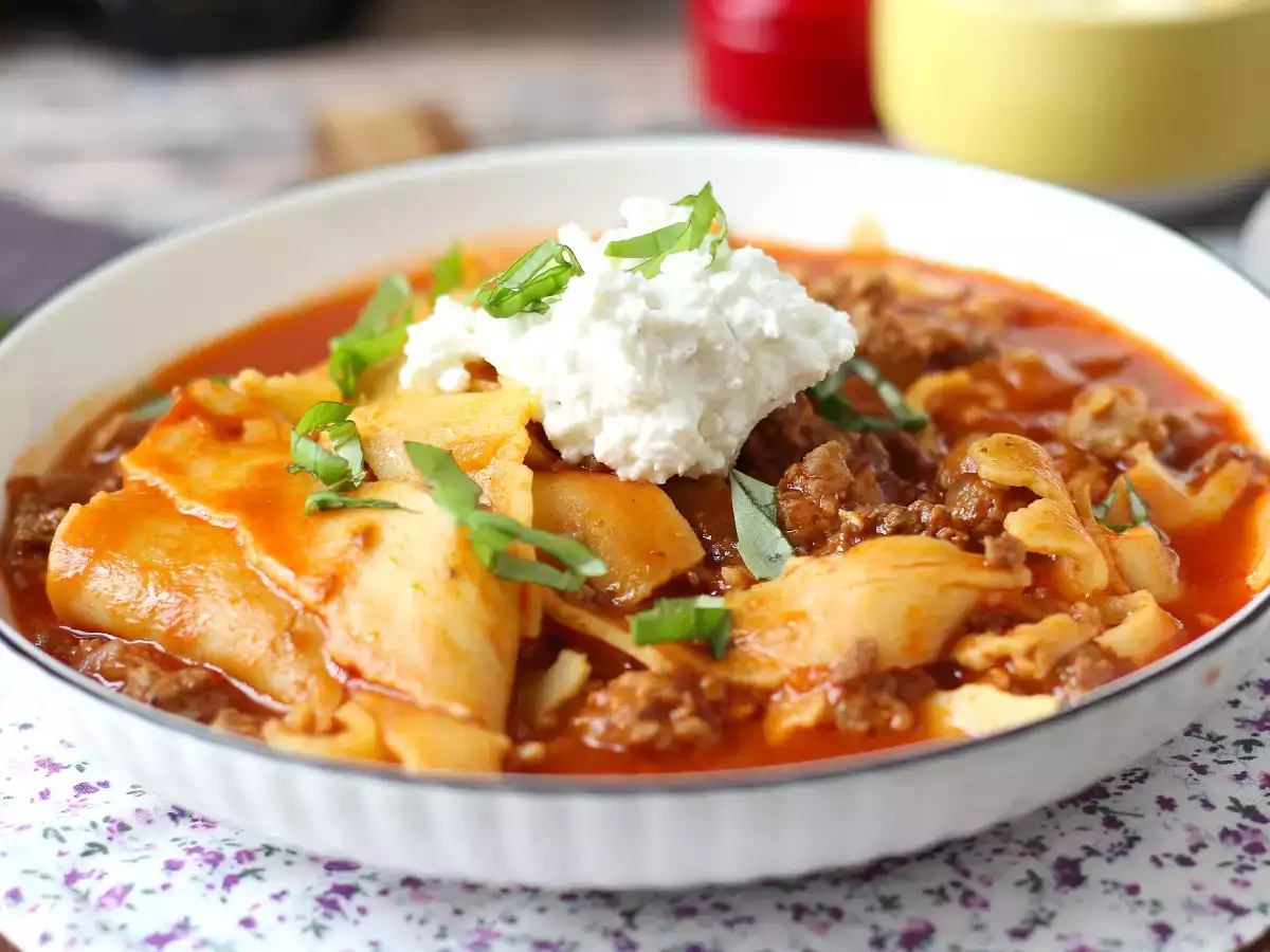 Sopa de lasanha com carne, ricota e parmesão - foto 2