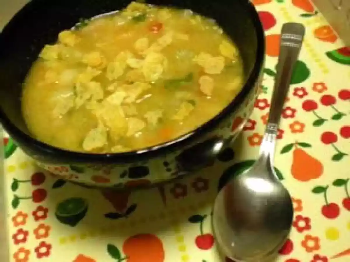 SOPA DE LEGUMES COM FLOCOS DE QUINOA E DE MILHO