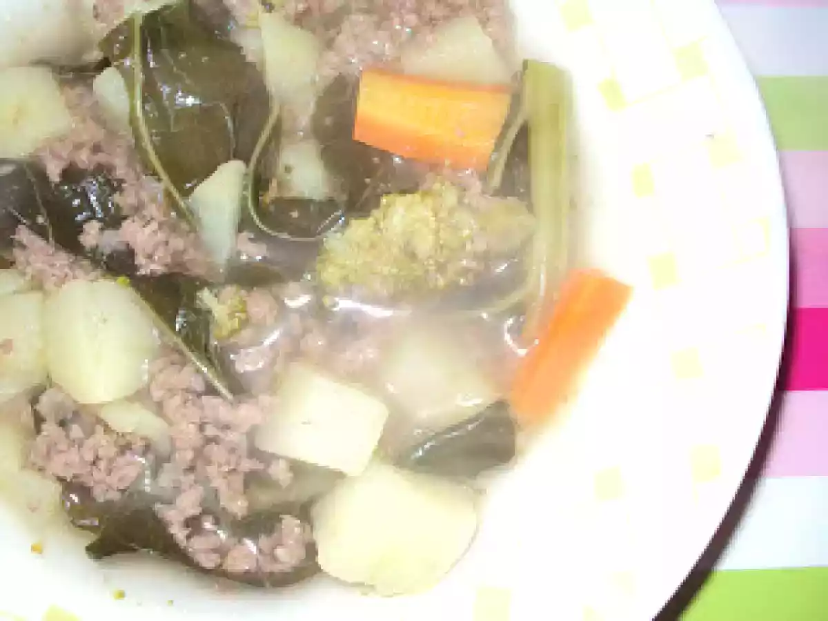 Sopa de legumes (light e com sabor)