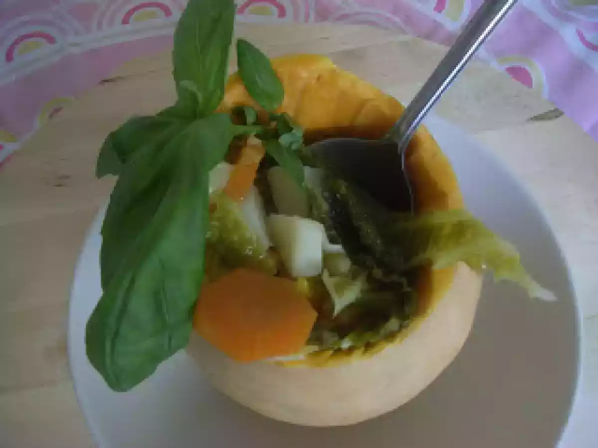 Sopa de vegetais na cabaça... - foto 2