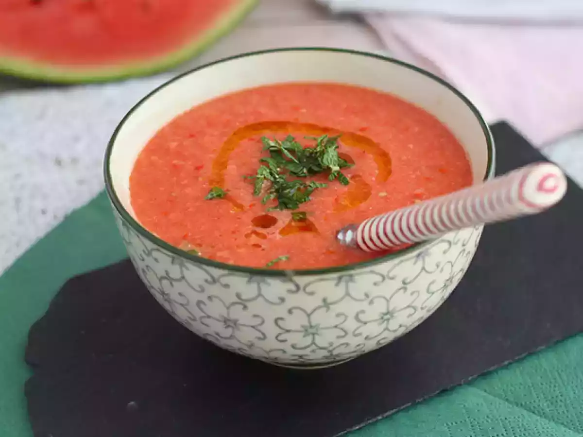 Sopa fria de melancia e tomate - foto 2