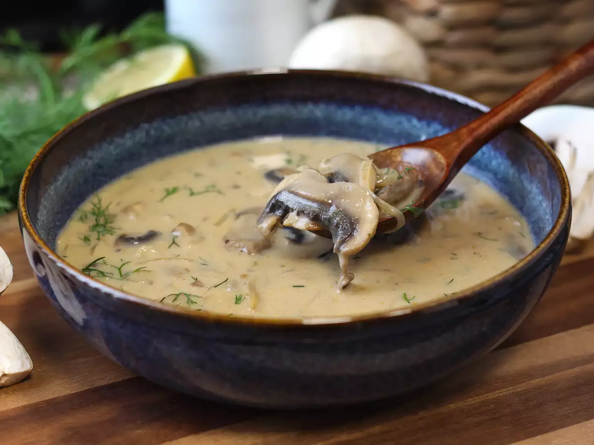 Sopa húngara de cogumelos: a receita fácil e cremosa - foto 2