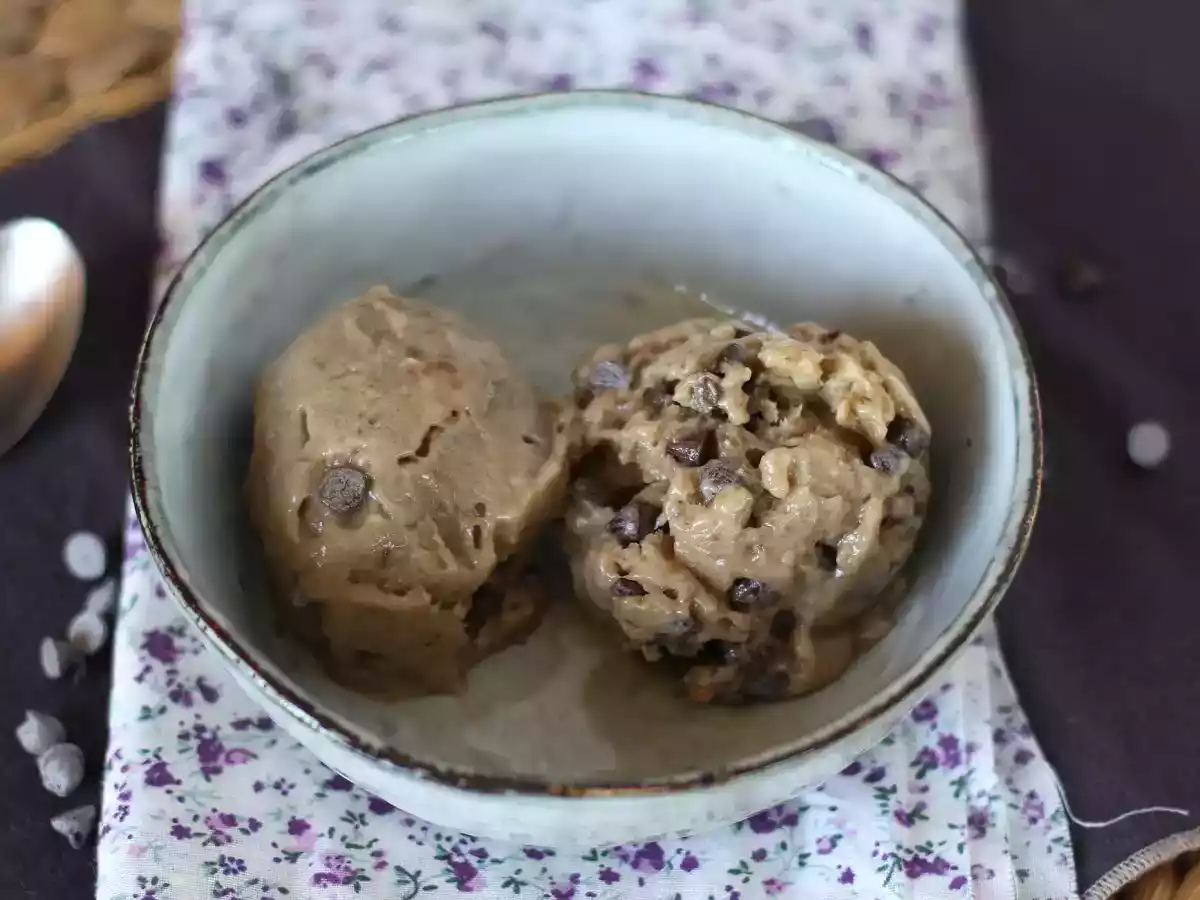 Sorvete de banana vegano sabor cookies - foto 2