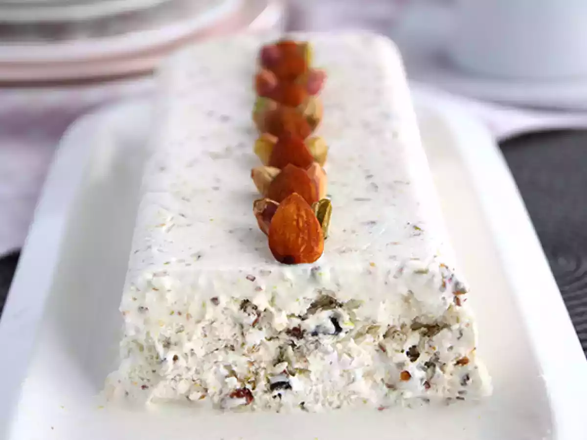 Sorvete Nougat (gelado de avelã e mel)