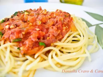 Spaghetti à Bolonhesa de Mortadela