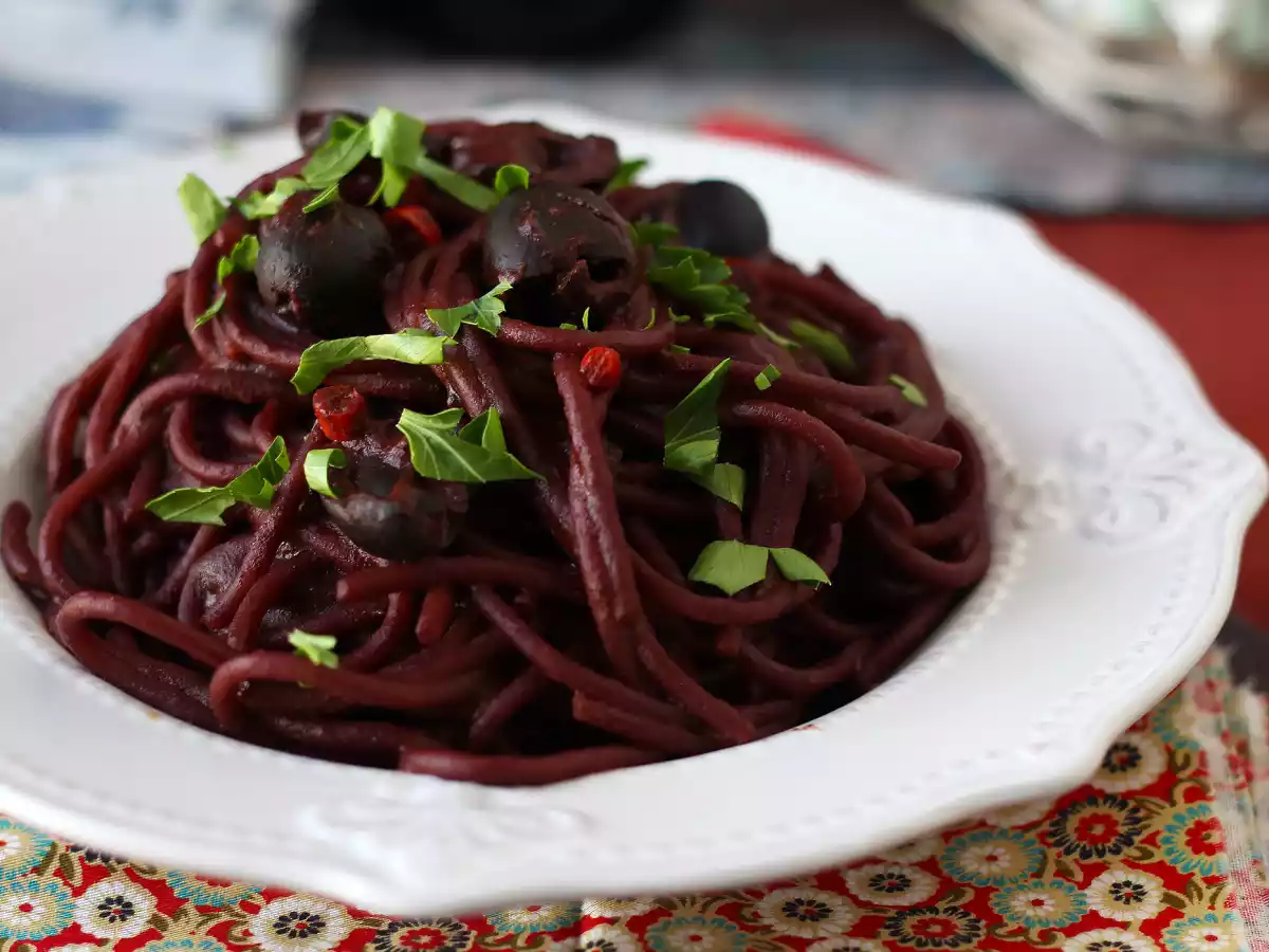 Spaghetti al Fuoco di Bacco: massa com vinho tinto que traz intensidade e paixão à mesa! - foto 3