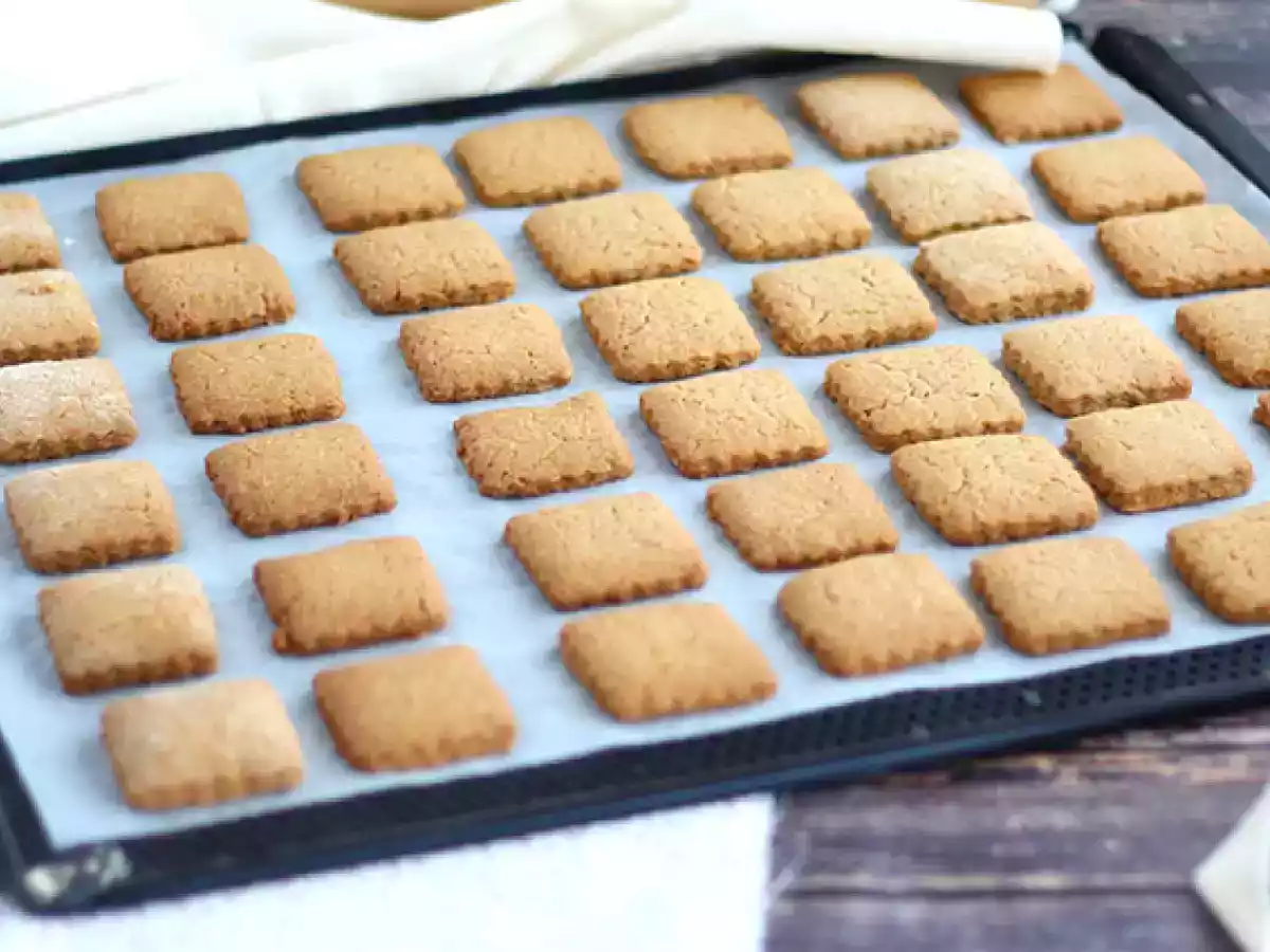 Spéculoos, um delicioso biscoito de canela