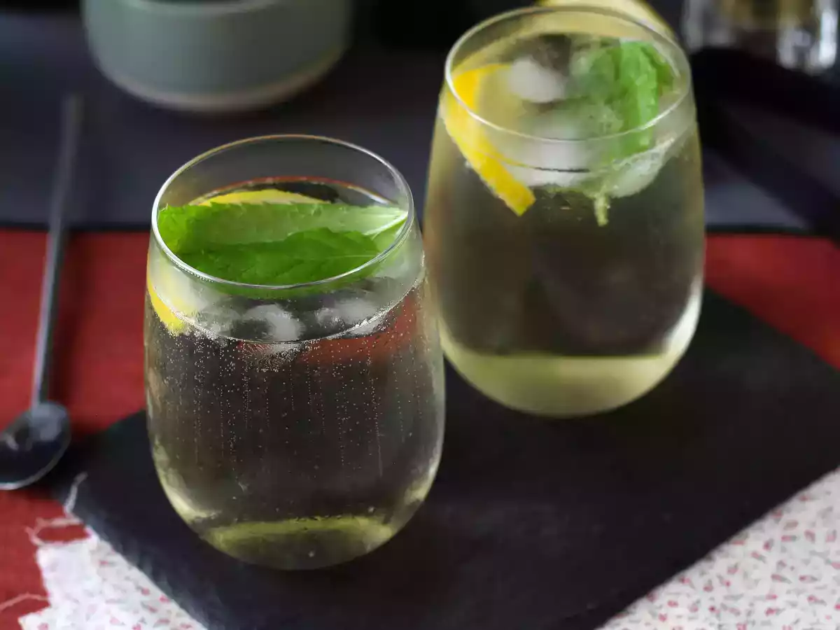 Spritz St-Germain, feito com licor de flor de sabugueiro - foto 5