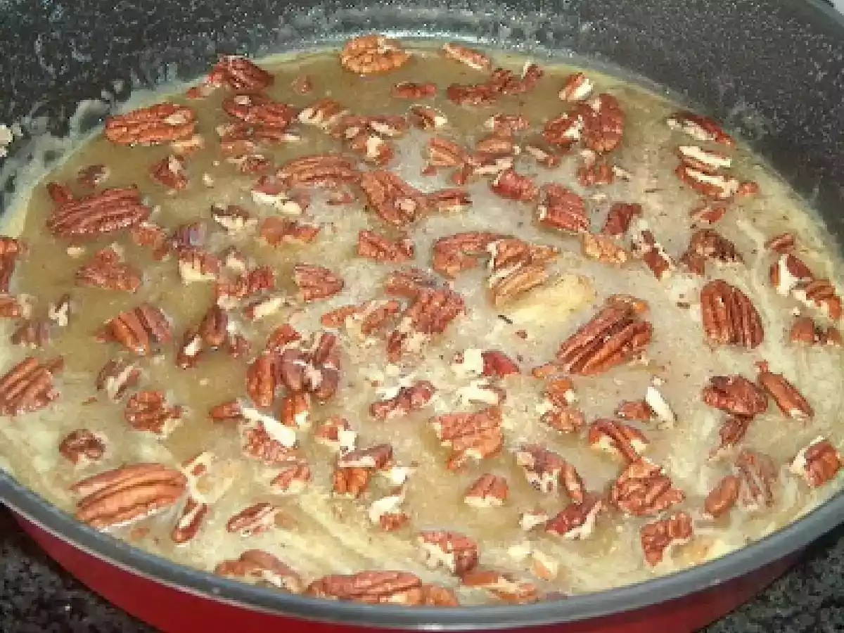 STICKY PECAN CARAMEL ROLLS / CARACÓIS DE CANELA, CARAMELO E NOZES PECÃS - foto 6