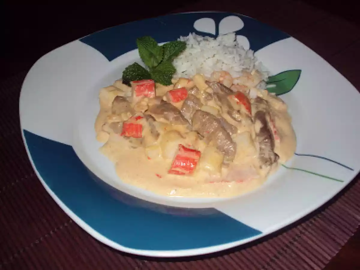 Strogonoff de Carne e Camarão