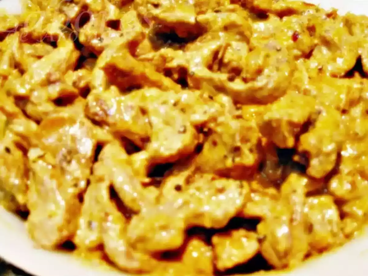 Strogonoff de Carne, e Ervilhas com Cenouras Salteadas - foto 2