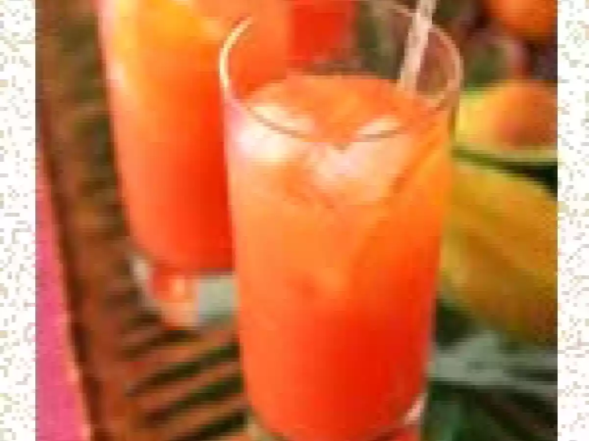 Suco de Cenoura, Laranja e Mamão