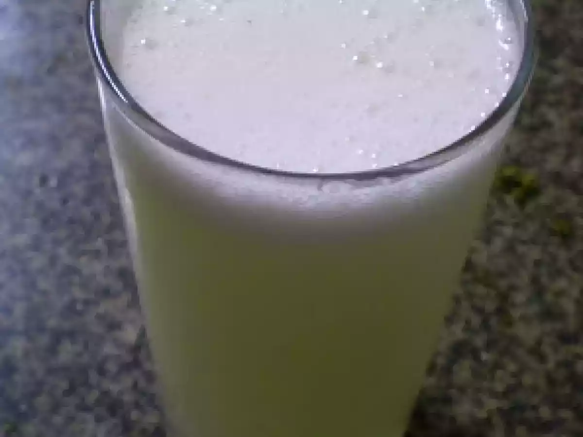 Suco de manga verde