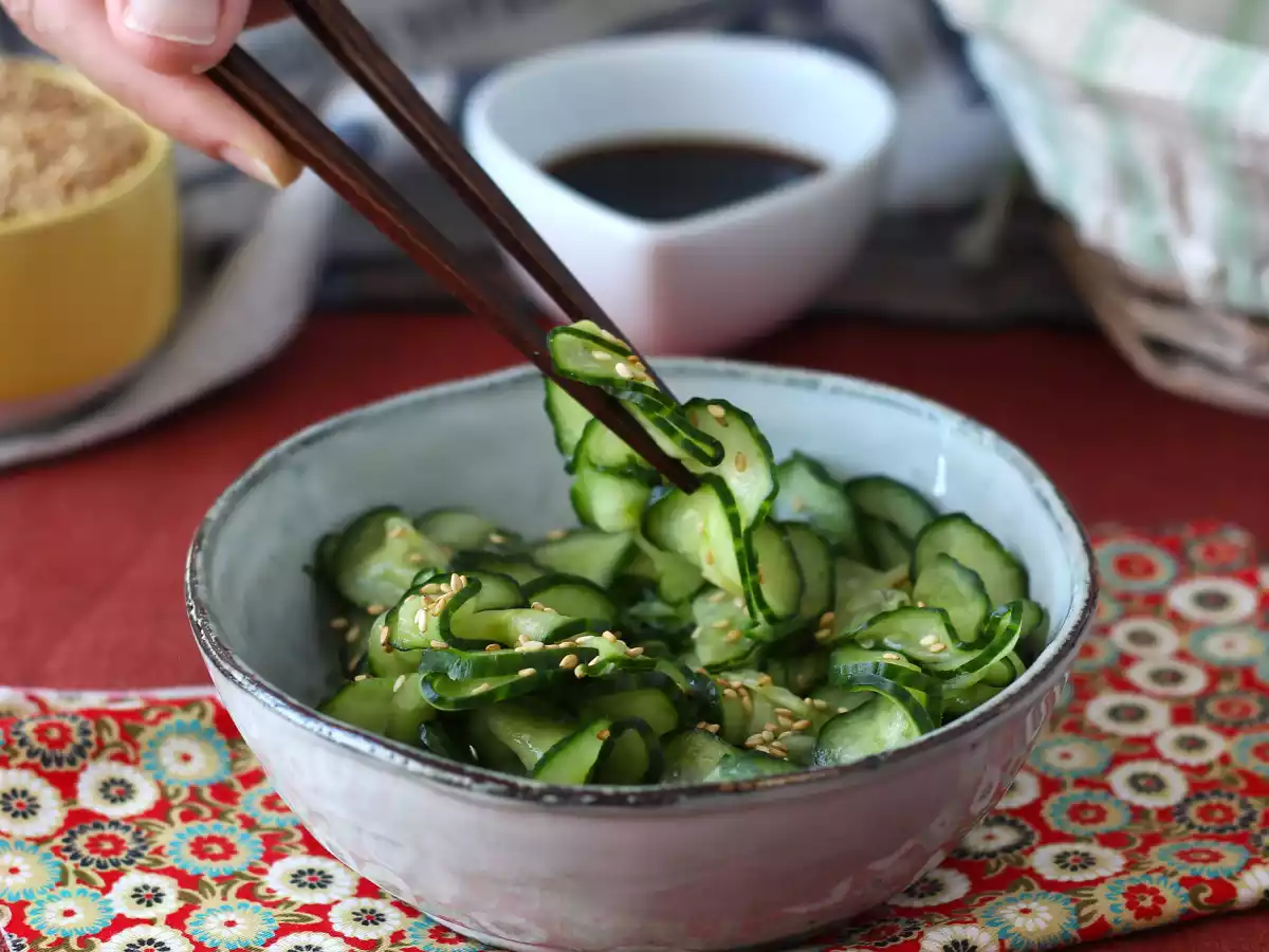 Sunomono, a refrescante salada de pepino japonês