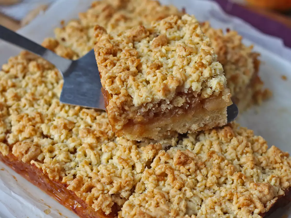 Szarlotka: torta de maçã polonesa com cobertura crocante - foto 8