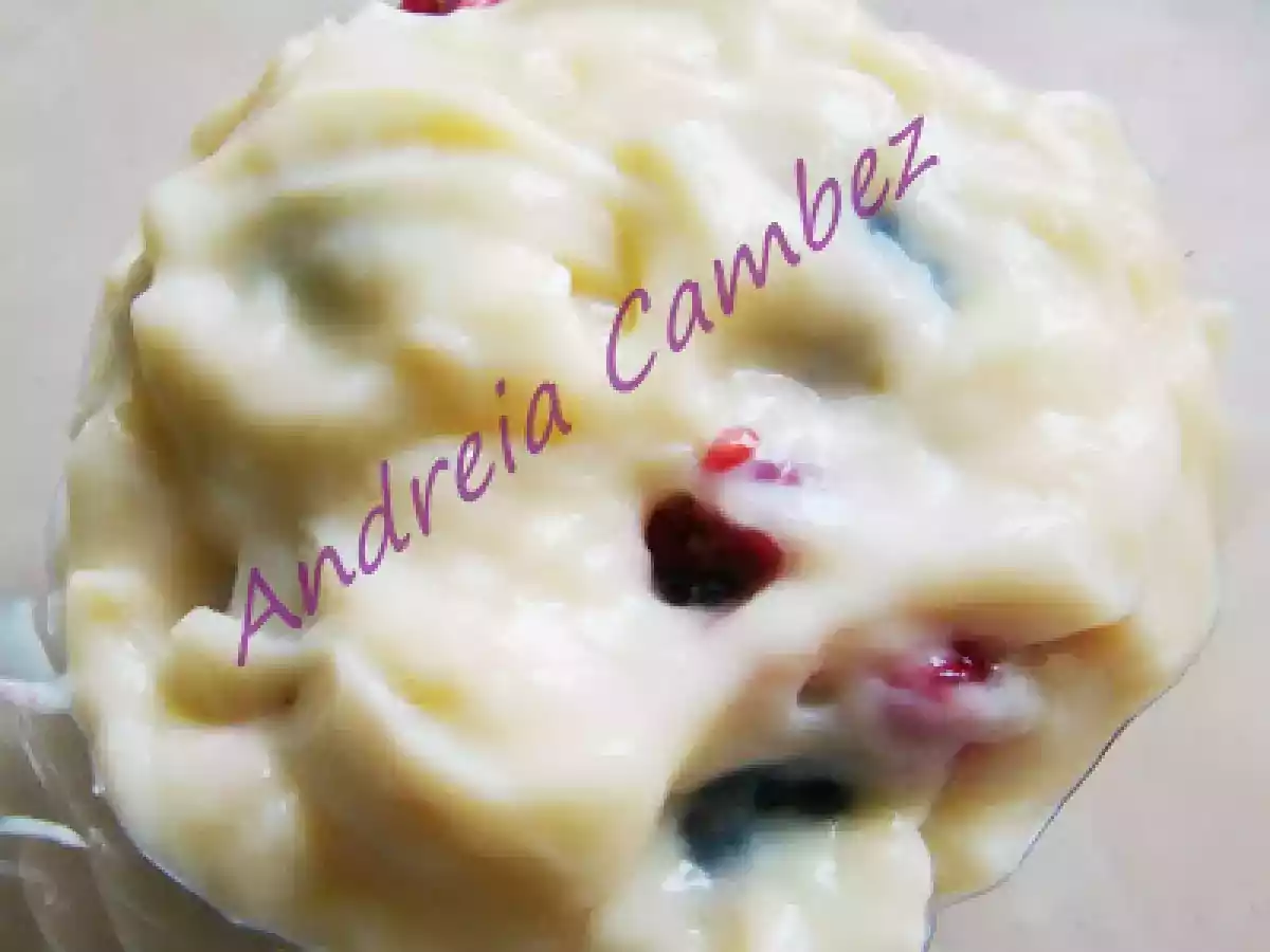 Taça de Frutos Silvestres com Creme Inglês - foto 2