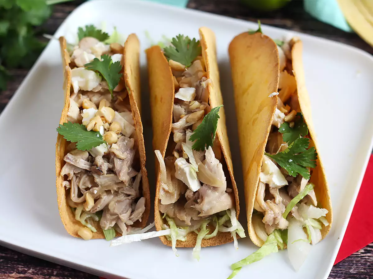 Tacos crocantes com frango e molho satay - foto 3