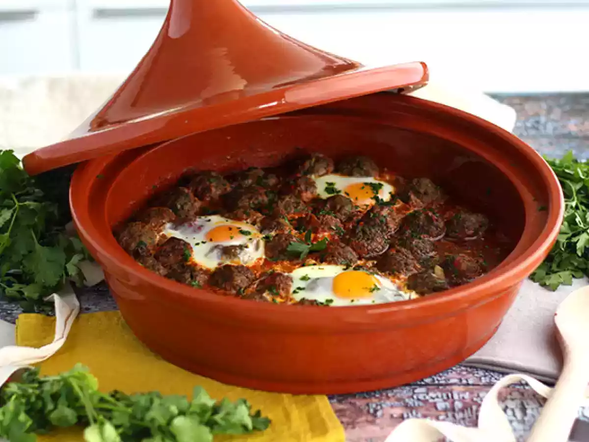 Tagine (tajine) de kafta (almôndegas de carne bem temperadas) - foto 2