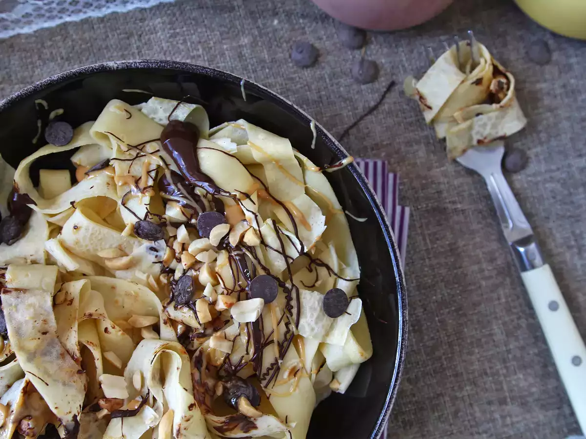 Tagliatelle de panqueca com chocolate e amendoim! - foto 5