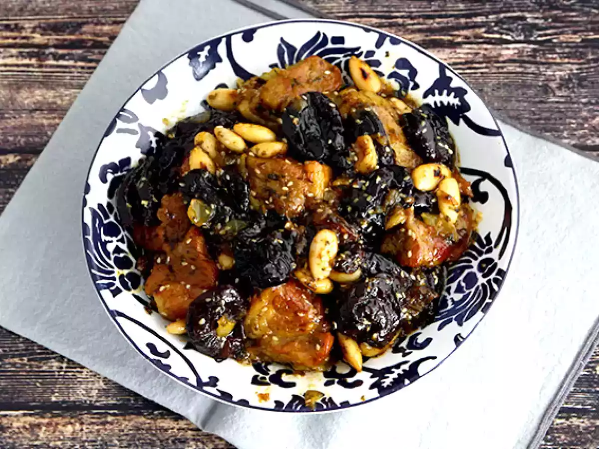 Tajine de cordeiro com ameixas secas (Cozido de cordeiro) - foto 2