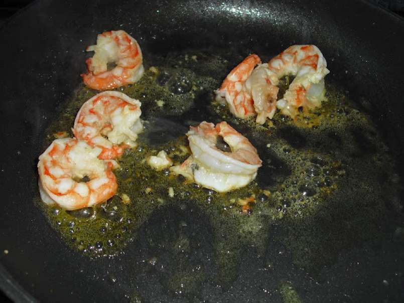 Talharim com cogumelos, camarão e molho branco cremoso, foto 5