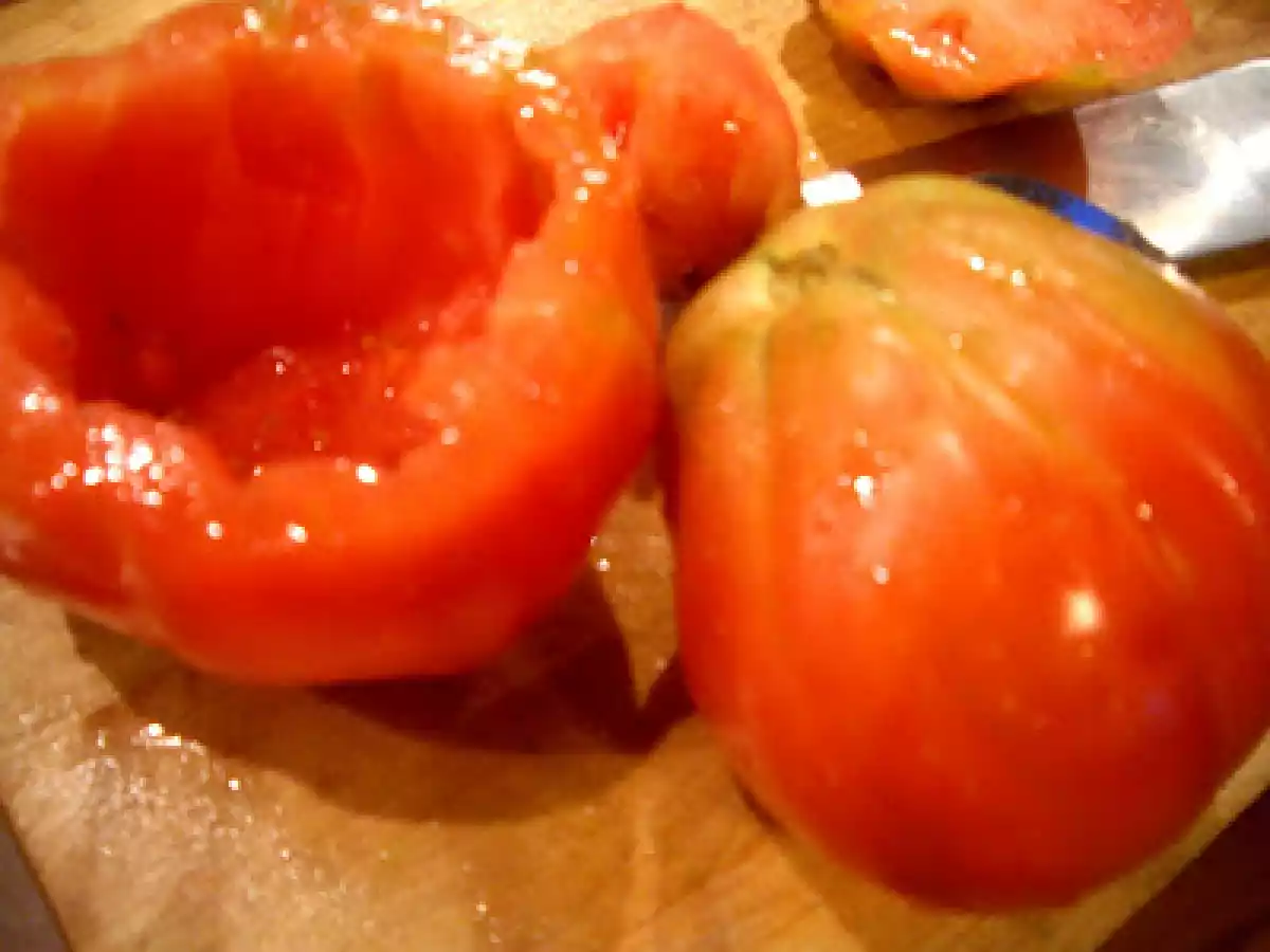 Talharim nero di seppia com molho rosa de frutos do mar. - foto 5