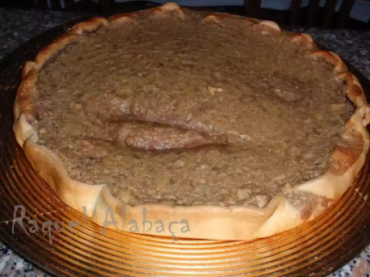 Tarte de Feijão com nozes e aromatizada com flores de Alfazema