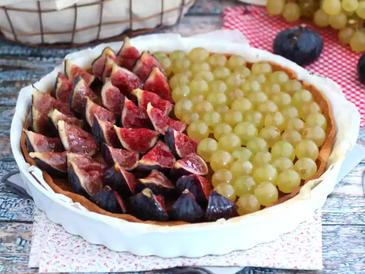 Tarte de figos e uvas - foto 3