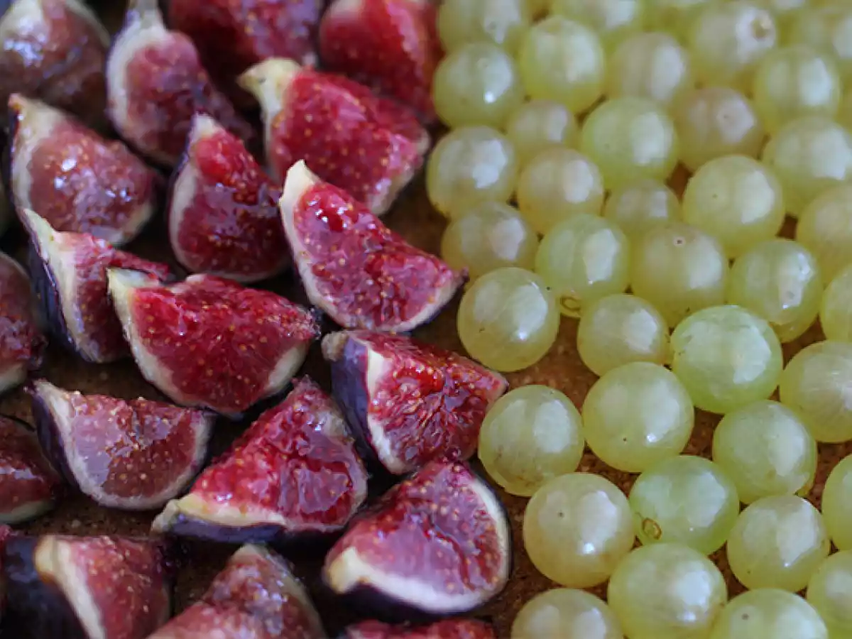 Tarte de figos e uvas - foto 4