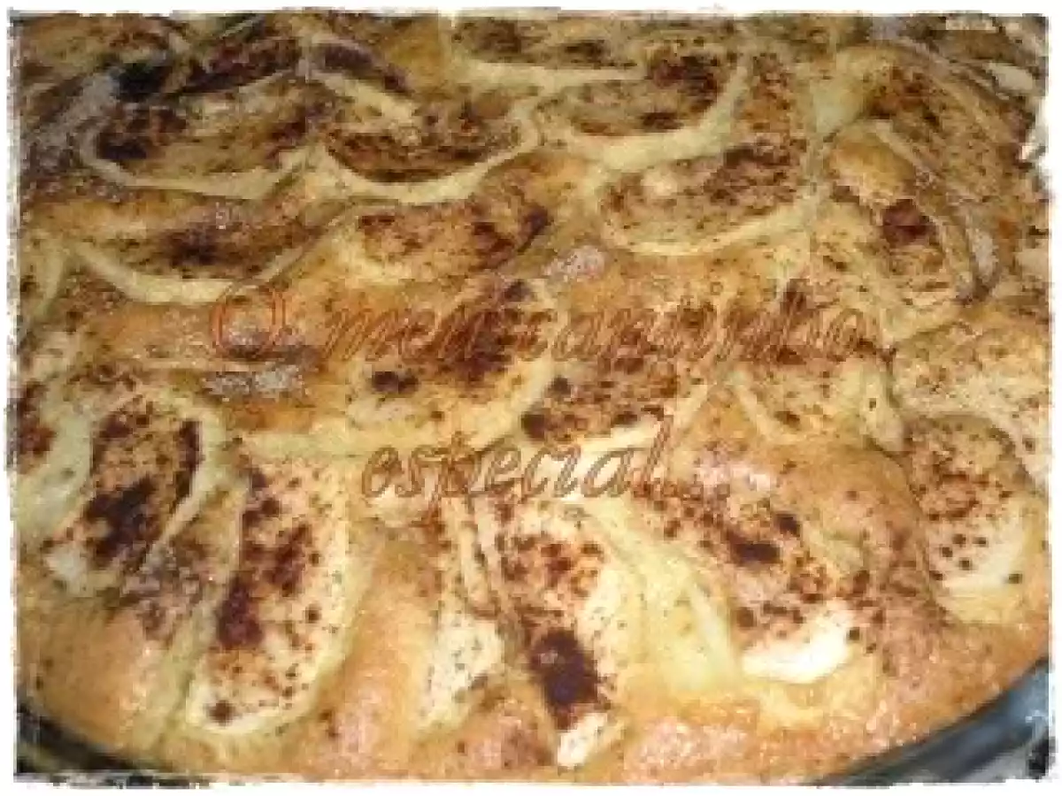 Tarte de maçã com creme e cobertura