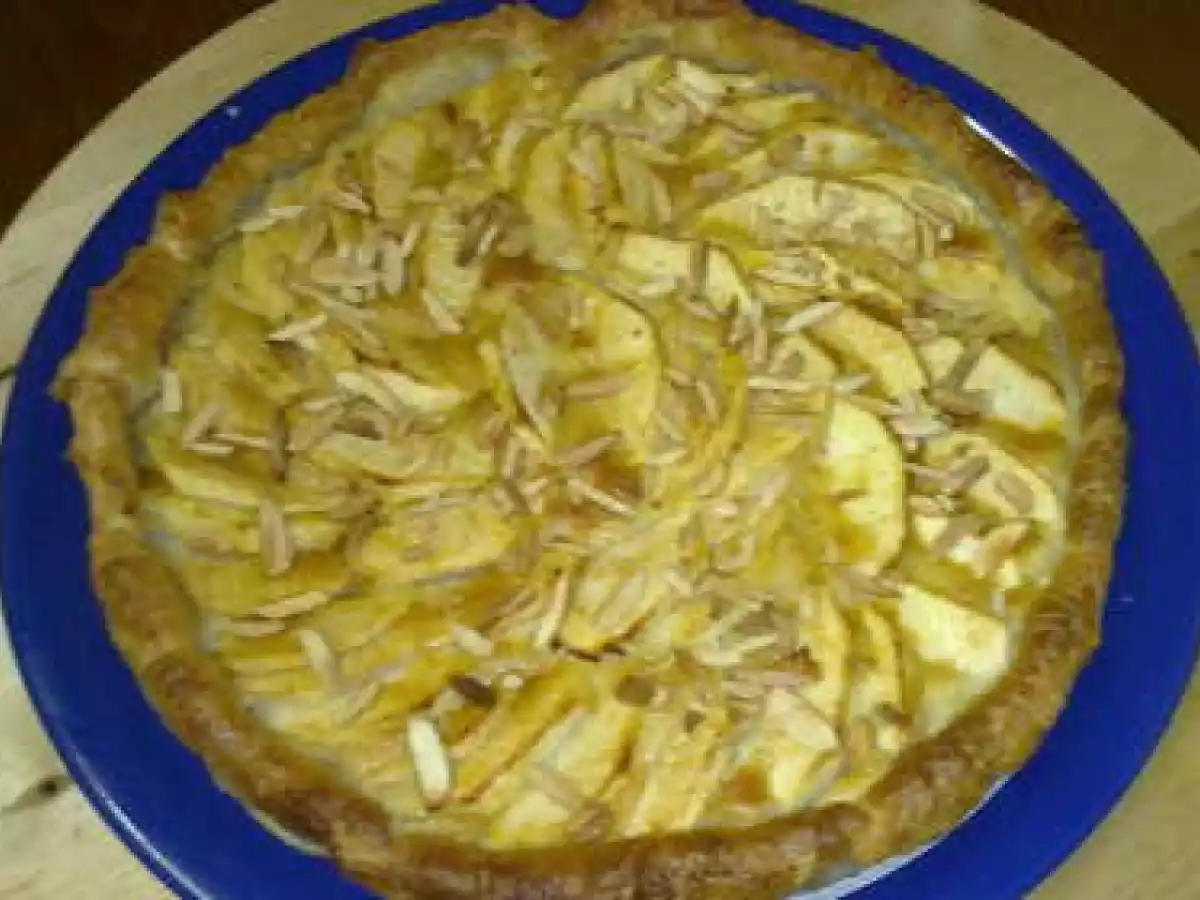 TARTE DE MAÇA E AMENDOA