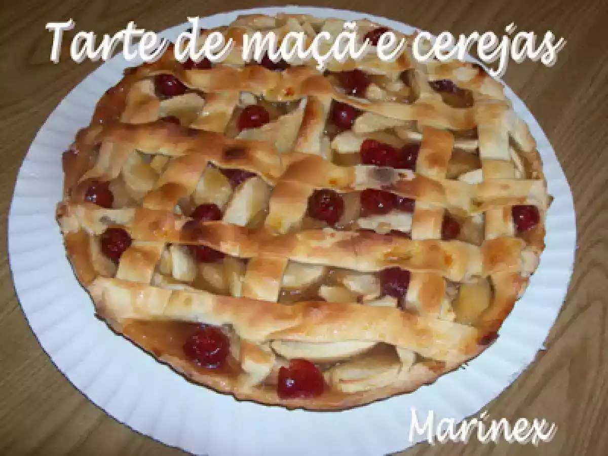Tarte de maçã e cerejas