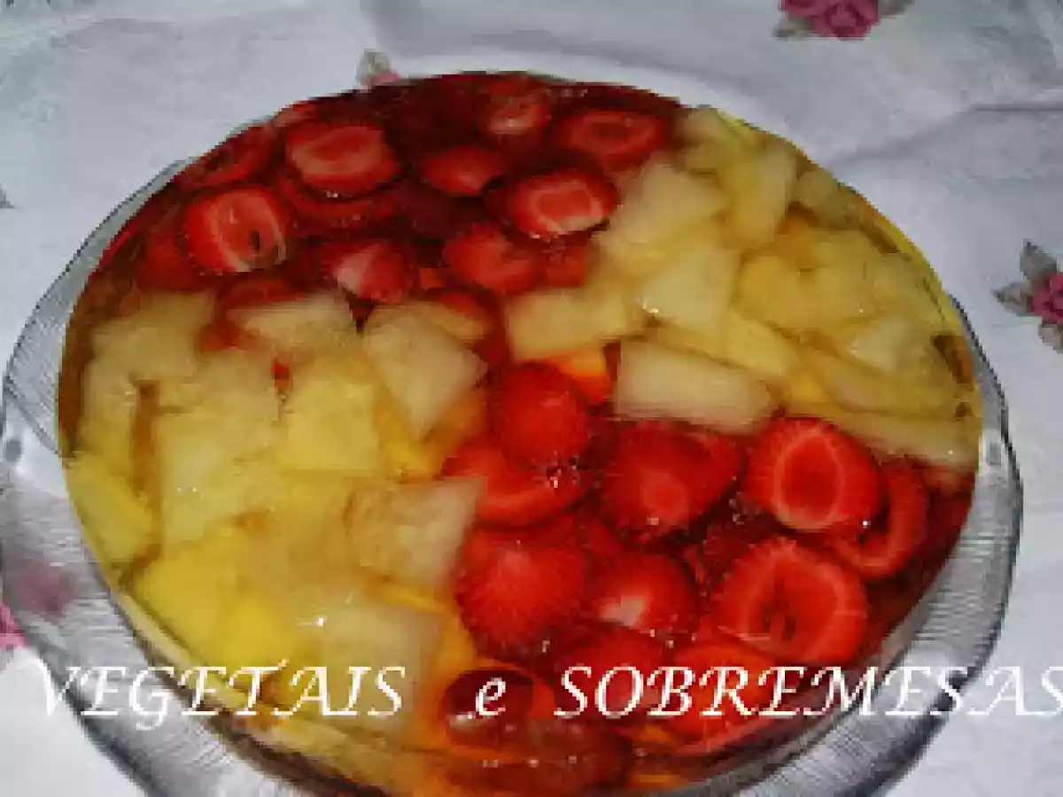 TARTE DE MORANGOS E MELÃO