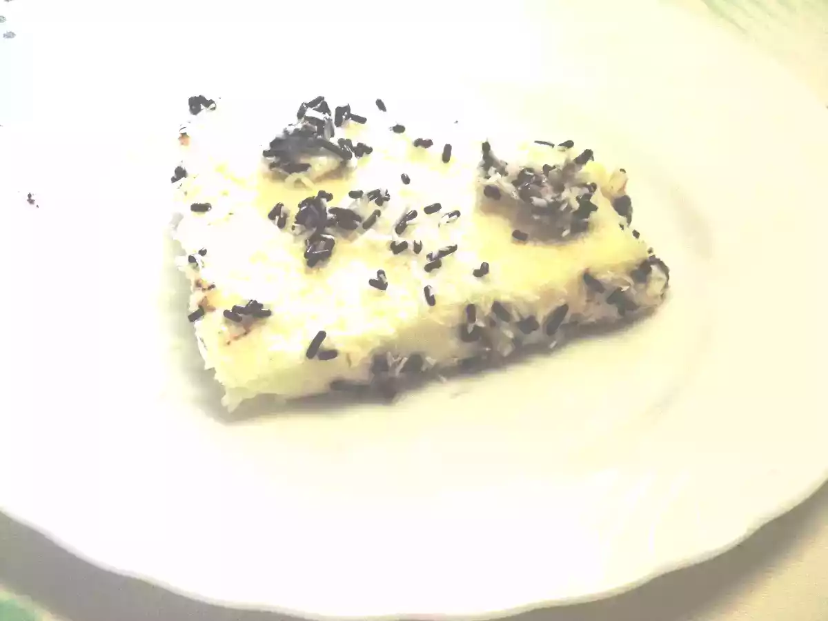 Tarte de natas com côco e pepitas de chocolate