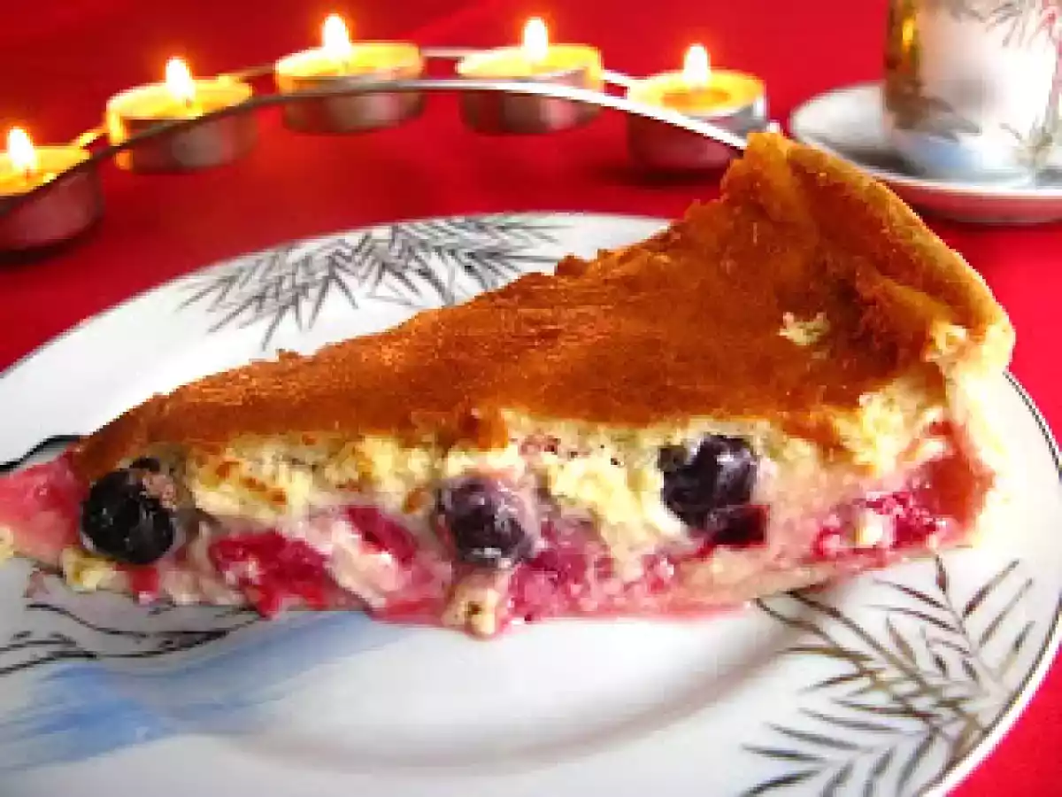 TARTE DE RUIBARBO COM FRUTOS VERMELHOS